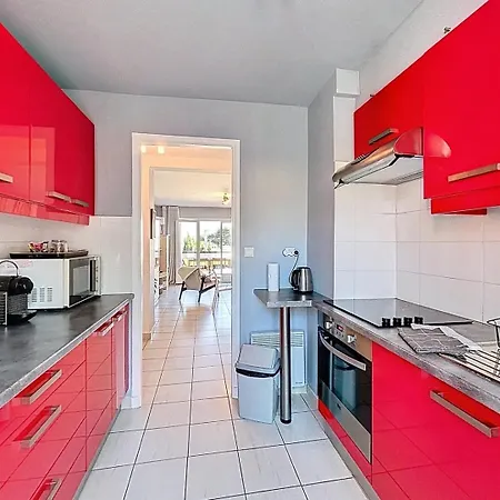 Lou Paradou Classe 3 Etoiles A 3mn A Pieds Parking Bylaconciergerie13 Apartment La Ciotat